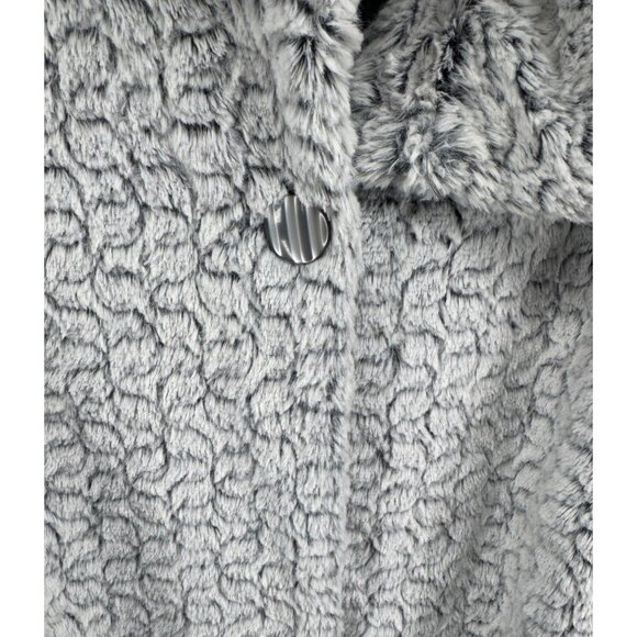 Alfred Dunner Faux Fur Jacket Womens 22W Gray Oscar Night Soft Plush Cozy NWT - Picture 4 of 11